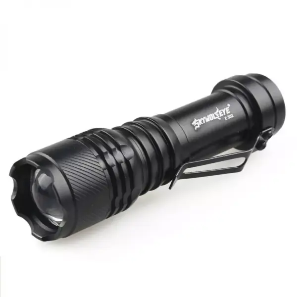 Sky Wolf Eye Q5 LED Zaklamp - 800LM, Zoomfunctie, 3 Lichtmodi